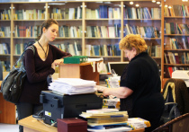 По статистике, только 7 процентов населения страны пользуются сейчас услугами библиотек
