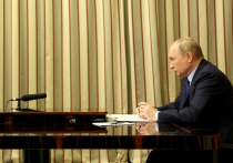 Переговоры президентов России и США Владимира Путина и Джо Байдена в формате видеоконференции пройдут 7 декабря с использованием закрытой линии связи, которую прежде не использовали