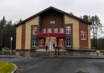 Новый дом культуры в поселке Пчевжа Киришского района достроен и вводится в эксплуатацию. Об этом сообщили в пресс-службе правительства Ленобласти.