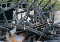 В пресс-службе МЧС ЛНР рассказали о пожаре в нежилом частном доме по ул