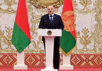 После телефонного разговора Путина и Лукашенко в Минск по приглашению президента Белоруссии прибывает министр обороны РФ