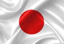 Япония обнародовала новый план национальной безопасности, который свидетельствует о крупнейшем в стране наращивании военной мощи со времен Второй мировой войны, удвоении расходов на оборону и отказе от пацифистской конституции перед лицом растущих угроз со стороны региональных соперников, пишет CNN