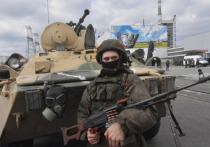 Бывший руководитель службы экономической разведки Франции Ален Жюйе в интервью Mondafrique заявил о том, что Соединенные Штаты спровоцировали украинский конфликт для втягивания Российской Федерации в боевые действия