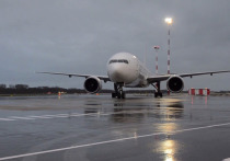 «Храброво» начал обслуживать самолеты Boeing B777. Об этом сообщает официальный канал аэропорта.