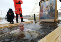 19 января, когда православные празднуют Крещение Господне и Богоявление, в этом году стало самым теплым в Петербурге за всю историю метеонаблюдений