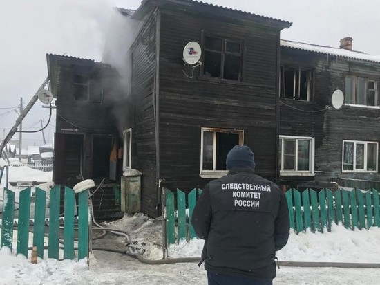 В Плесецке пенсионерка погибла при пожаре в многоквартирном доме