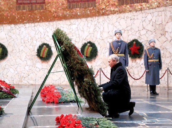 Владимир Путин принял участие в торжествах по случаю 80-летия Сталинградской битвы