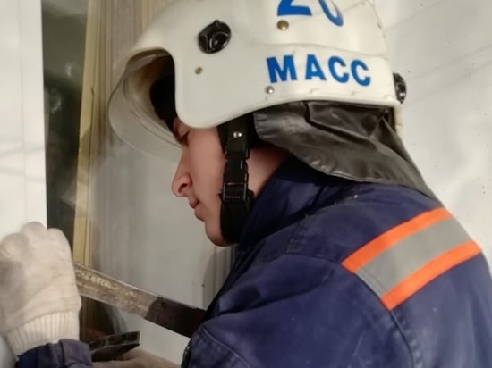В Новосибирске 83-летняя пенсионерка оказалась заперта на балконе в мороз