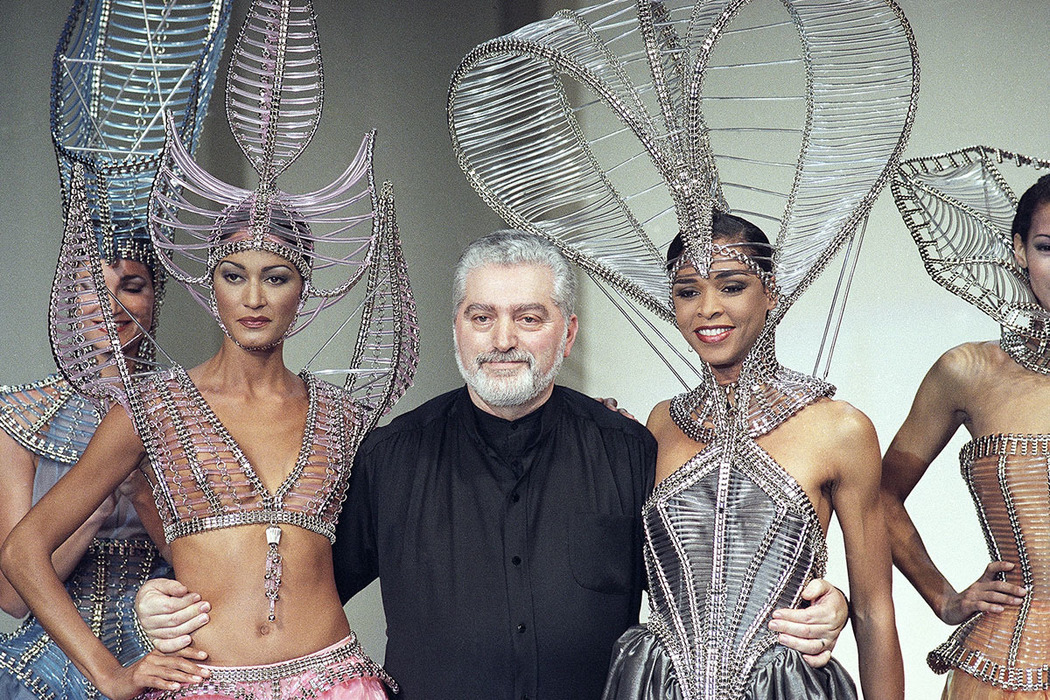 Авангардное безумие в работах Пако Рабана: легендарный модельер умер в 88 лет