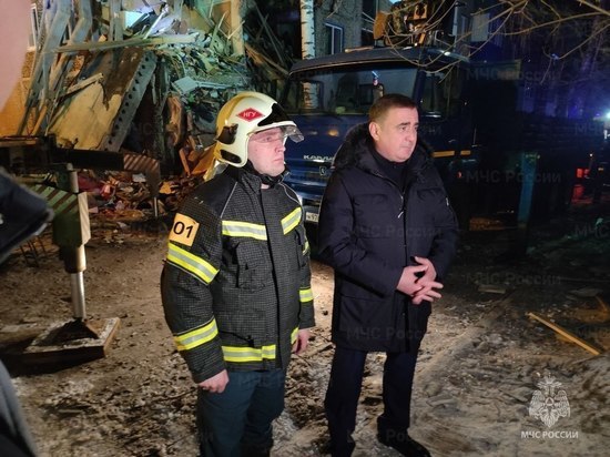 Губернатор Алексей Дюмин выехал в Ефремов для контроля ликвидации последствий взрыва в жилом доме
