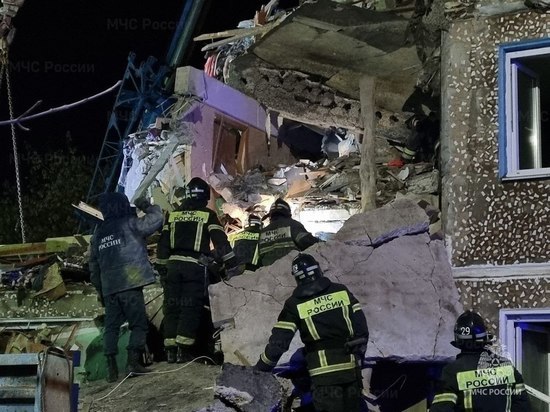 В Ефремове спасатели извлекли из-под завалов тело ребёнка