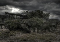 Командир экипажа танка Т-72 ВС РФ сообщил, что экипаж боевой машины каждый день по три-четыре раза атакует позиции украинских военных, которые расположены на Запорожском направлении