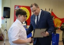 Во Всемирный день авиации и космонавтики особенно почетно получить свой первый документ гражданина Российской Федерации