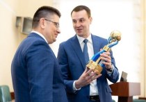 Спортсменок калининградского «Локомотива-СШОР по ИВС» наградили в региональном правительстве