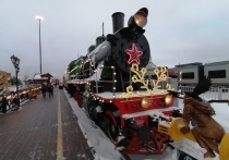 Одной из важных неприродных достопримечательностей Карелии остается поезд Деда Мороза, который может посетить любой желающий