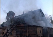 В субботу, 20 мая в 17.40 на телефон загорелся частный жилой дом в селе Боец Кузнецов Партизанского района. К месту пожара отправился отряд МЧС из четырех человек, сообщили в пресс-службе ведомства по Приморскому краю.