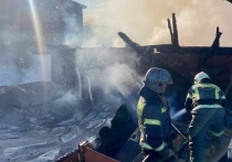 В столице Заполярья случился серьезный пожар. Эвакуировано два газовых баллона, пострадавших нет.