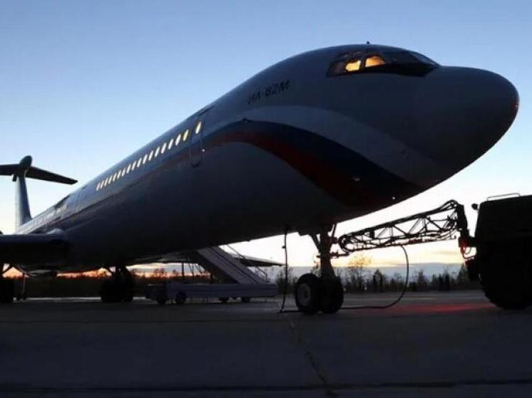 Самолет из Сочи не долетел до Минеральных Вод из-за поломки дворников