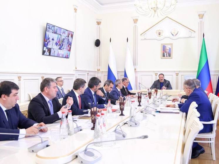 Глава Дагестана проводит совещание по увеличению доходной части