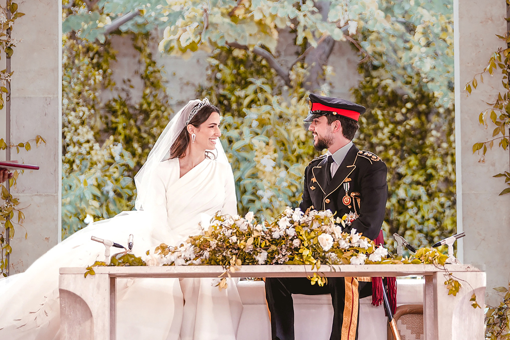 Кадры сказочной свадьбы принца Иордании Хусейна и Раджвы Аль-Саиф