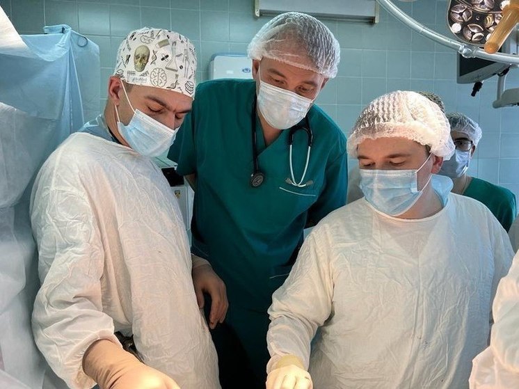  В Приангарье планируют внедрить родственную трансплантацию части печени ребенку