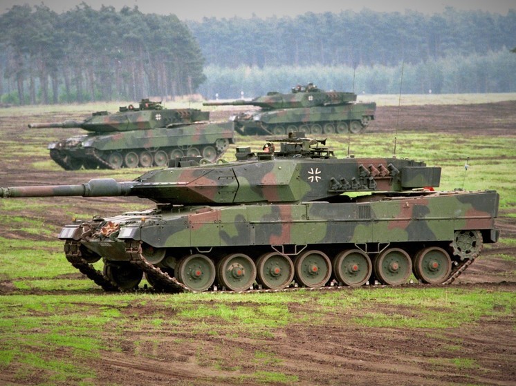 В Минобороны России сообщили об уничтожении 8 украинских танков «Leopard»