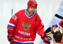 Олимпийский чемпион прокомментировал "МК-Спорт" новость о включении именитых российских хоккеистов в список кандидатов на включение в Зал хоккейной славы НХЛ.