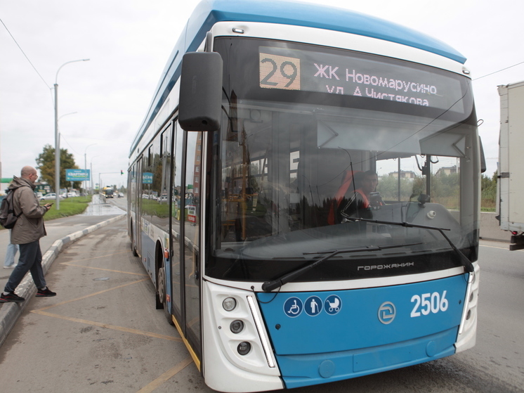 В Новосибирске на маршрут №29 вышли 20 новых автономных троллейбусов