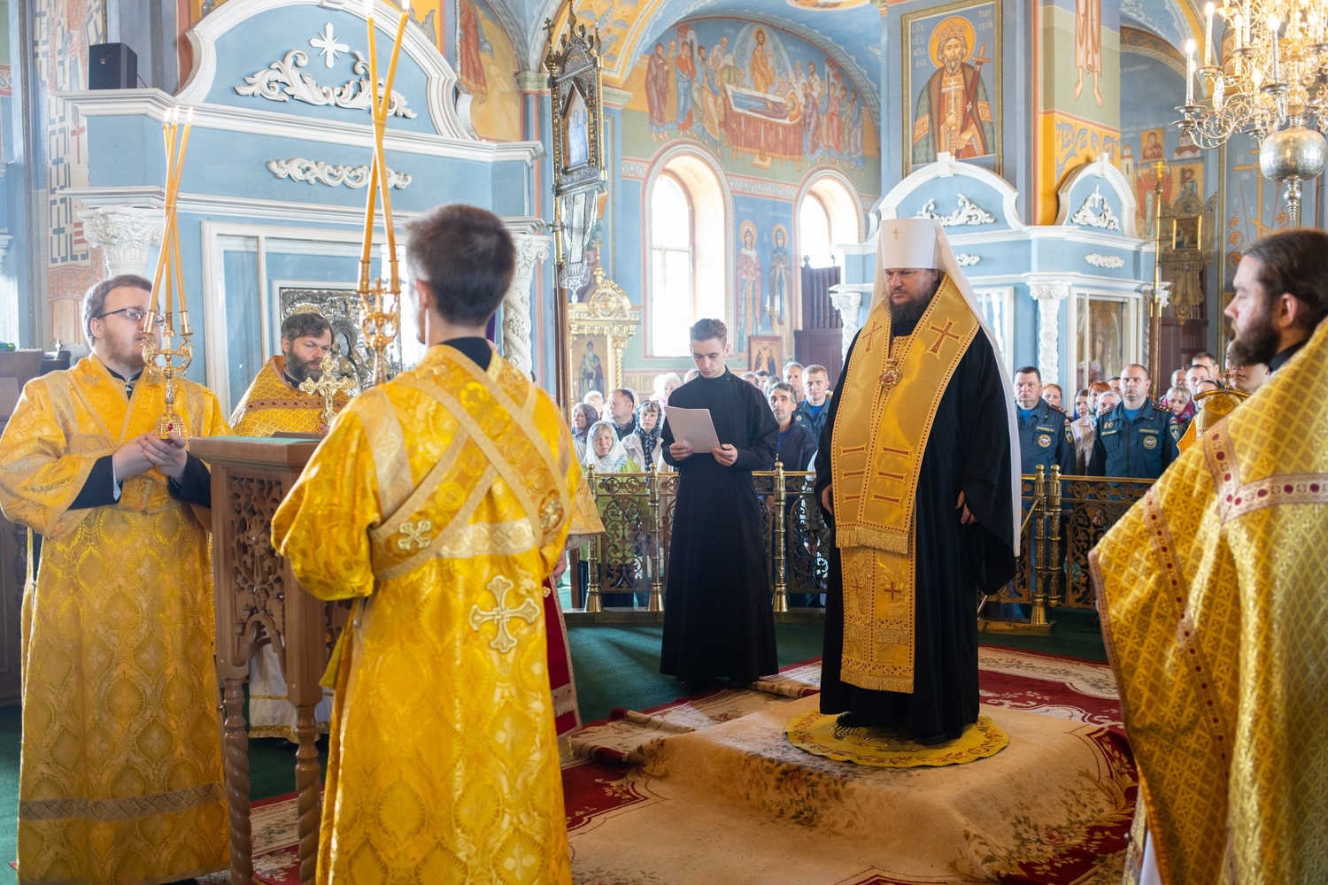 В Костроме МЧС приняло участие в Божественной литургии