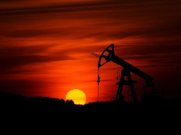 США сумели продвинуться в поиске замены российской нефти