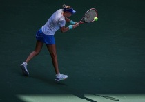Вера Звонарева в паре с немкой Лаурой Зигемунд вышла в полуфинал женского Итогового турнира WTA в мексиканском Канкуне.