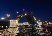 Сезон разводки мостов завершается в Петербурге. Последний раз их разведут в ночь на 30 ноября. Как сообщили в пресс-службе Смольного, разводка на рукавах Невы завершилась 15 ноября.