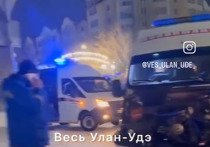 Ночью 24 декабря на остановке «‎Русский драматический театр»‎ в столице Бурятии случилось дорожно-транспортное происшествие, куда попала карета скорой помощи