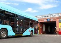 В 2023 году самым востребованным среди петербуржцев стал автобусный маршрут № 127. Он связывает Коломяги с Арцеуловской аллеей. Рейтинг самых популярных маршрутов представили в пресс-службе «Пассажиравтотранса.