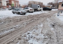 Дмитрий Махиня 31 декабря у себя в телеграм-канале написал, что пришедший в Томск циклон завалил город снегом