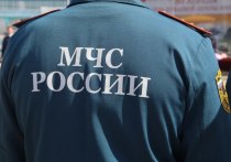 10 человек стали заложниками возгорания в поселке Лучегорск