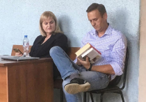 В базе розыска МВД РФ появились карточки на двух российских адвокатов, которые ранее защищали Алексея Навального (внесен в реестр террористов и экстремистов Росфинмониторинга)