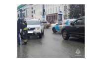 В Калуге напротив здания полиции сбили пешехода