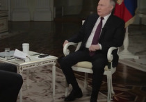 Официальный представитель Кремля Дмитрий Песков заявил, что американский обозреватель Такер Карлсон предварительно не присылал вопросы Владимиру Путину для интервью