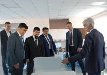 Делегация из Киргизии высоко оценила качество медицинского оборудования из Омска и планирует закупать его для нужд своей страны