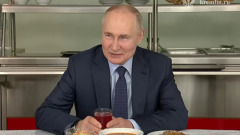 "Смотря что закусываем": Путин на Ставрополье выбирал между огурцом и помидором