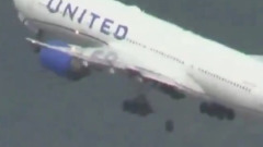 В США у самолета при взлете отвалилось колесо: видео