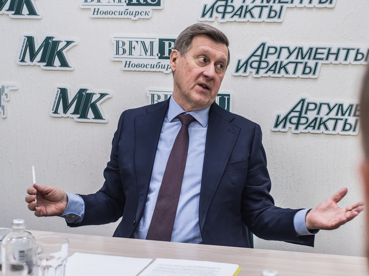 Бывший мэр Анатолий Локоть еще не уехал в Москву из Новосибирска