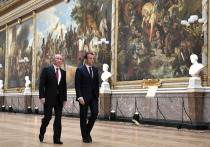 Президент Франции Эммануэль Макрон заявил в интервью TF1, что российской стороне не стоит разбрасываться угрозами о возможном применении ядерного оружия, поскольку у Парижа также есть ядерный арсенал