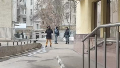 В Басманный суд доставят террористов из "Крокуса": видео обстановки возле здания