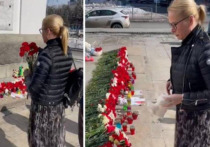 Сотни тысяч человек по всей России возложили цветы в память о погибших в теракте в «Крокус Сити Холле»