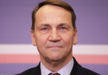 Глава МИД Польши Радослав Сикорский заявил, что страна собирается обсудить «ракетный инцидент» как внутри кабинета министров, так и в рамках беседы с генсеком Североатлантического альянса
