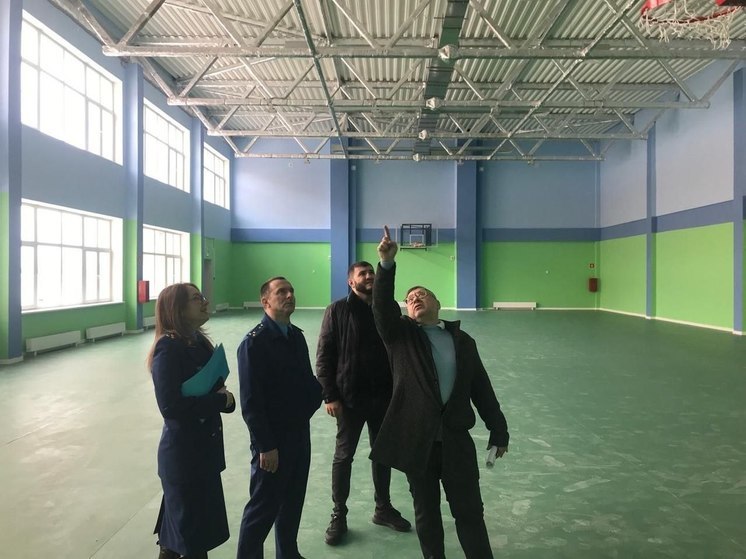В мэрии Ярославля пообещали сдать школу на Пашуковской за 2 недели