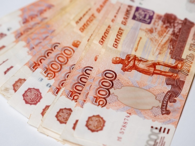Больше 2 миллионов рублей «заработали» мошенники на доверии псковичей