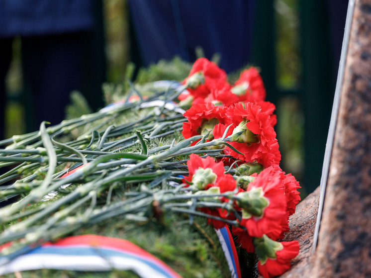 Погибших на СВО семерых военнослужащих похоронили в Псковской области